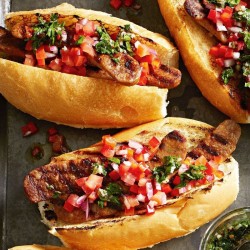 Choripan con pebre y chimichurri x5