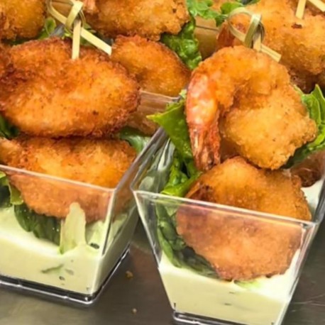 Camarones apanados en salsa acevichada x15